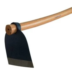 Italian Grading Hoe 7in X 10in With 41in Handle