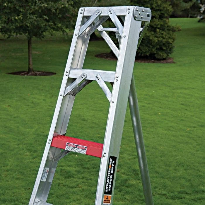 Strathmore 8-Foot Super-Duty Orchard Ladder 3 Strathmore 8-Foot Super-Duty Orchard Ladder - Image 3