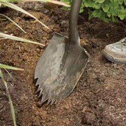 Seymour Sawtoothed Shovel 48in Fiberglass Handle 9 Seymour Sawtoothed Shovel 48in Fiberglass Handle -Outdoor Garden Store svf71 3